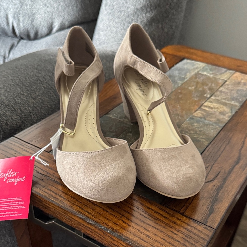Dexflex Comfort Women's Taupe Heels
